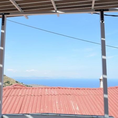 Villa The House Of Grandma Zinios Ioulis Exterior foto
